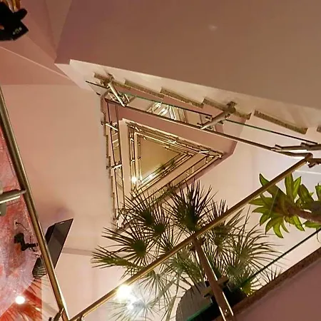 Marinii Hotel Bucharest